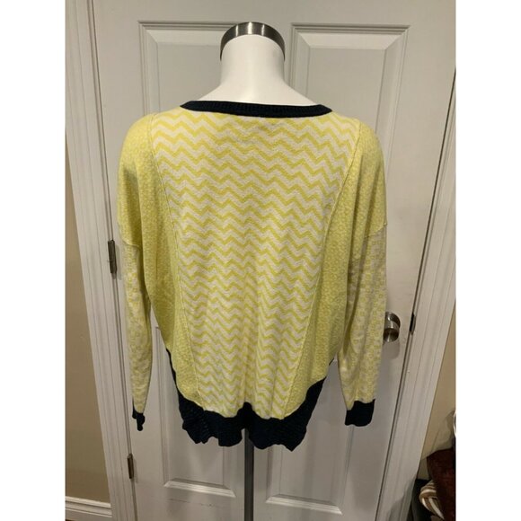 Margaret O'Leary Yellow & White Zig-Zag Crew Neck Sweater, Size XS - Picture 4 of 5